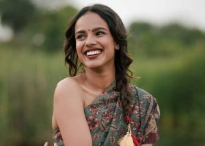 Jerusha Christopher ವೀರ ಮದಕರಿ ಬಾಲನಟಿ ಈಗ ನಾಯಕಿ.. ಸ್ಮೈಲ್ ಗುರು ರಕ್ಷಿತ್ ಗೆ ಜೋಡಿಯಾದ ಜೆರುಶಾ Jerusha-Christopher