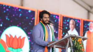 ತಮ್ಮ ಕುಟುಂಬದ ಪರಂಪರೆಯನ್ನು ಮುಂದುವರಿಸಿಯೇ ಬಿಟ್ಟ ನಿಖಿಲ್, ಅಜ್ಜ ಅಪ್ಪರಂತೆ ನಿಖಿಲ್ ಕೂಡ ಹಾಕಿದರು ಕಣ್ಣೀರು..! nikhil-kumaranna