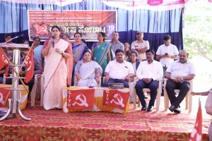 ಅಂಗನವಾಡಿ ಕೇಂದ್ರಗಳ ಅಸ್ತಿತ್ವಕ್ಕೆ ಧಕ್ಕೆ ಆಗದಂತೆ ಕ್ರಮ: ಸಚಿವೆ ಲಕ್ಷ್ಮೀ ಹೆಬ್ಬಾಳಕರ್ ಭರವಸೆ laxmi hebbalkar 1