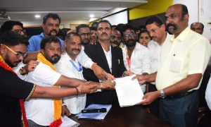 ಇಂದಿನಿಂದ ಬೈಕ್ ಟ್ಯಾಕ್ಸಿ ವಿರುದ್ಧ ಕ್ರಮ : ಖಾಸಗಿ ಸಾರಿಗೆ ಸಂಘಟನೆಗಳ ತೀವ್ರ ಪ್ರತಿಭಟನೆಗೆ ಮಣಿದ ಸರ್ಕಾರದಿಂದ ಆದೇಶ ಜಾರಿ bike taxi