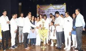 ಗಾಂಧಿ ತತ್ವಗಳನ್ನು ಅಳವಡಿಸಿಕೊಂಡು ಪ್ರೀತಿ-ವಿಶ್ವಾಸದಿಂದ ಬಾಳೋಣ: ಸಚಿವ ಮಧು ಬಂಗಾರಪ್ಪ madhu bangarappa